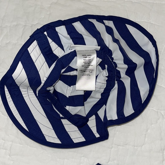 Pottery Barn Kids Babyboy Swim set. Shark - Picture 7 of 7